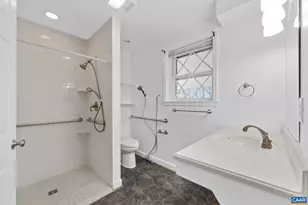 2513 Hillwood Pl, Charlottesville, VA 22901 - Photo 14
