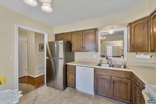 940 Huntwood Ln, Charlottesville, VA 22901 - Photo 10