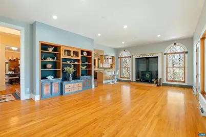 5864 Wyant Ln, Charlottesville, VA 22903 - Photo 10