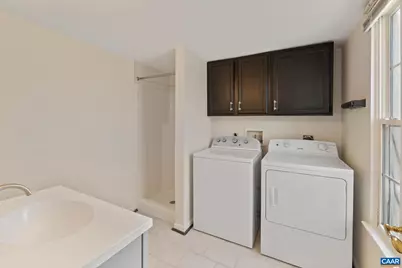 1242 Villa Ln #D, Charlottesville, VA 22903 - Photo 12