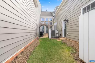 3432 Rowcross St, Crozet, VA 22932 - Photo 6