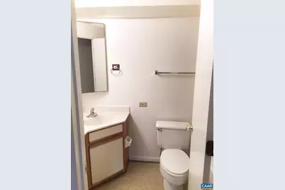 117 Turtle Creek Rd #08, Charlottesville, VA 22901 - Photo 2