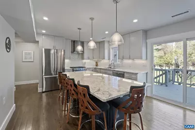 2047 Acorn Hill Ct, Charlottesville, VA 22911 - Photo 10