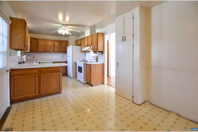 1646 Meridian St, Charlottesville, VA 22902 - Photo 12