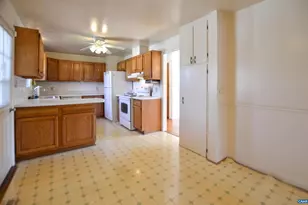 1646 Meridian St, Charlottesville, VA 22902 - Photo 12