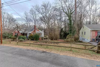 202 Raymond Ave #13, Charlottesville, VA 22903 - Photo 12