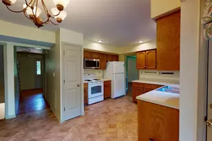 2424 Holkham Dr, Charlottesville, VA 22901 - Photo 20