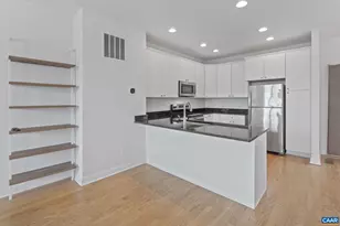 1429 Midland St, Charlottesville, VA 22902 - Photo 10