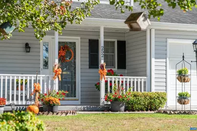 252 Flint Mountain Dr, Stuarts Draft, VA 24477 - Photo 8