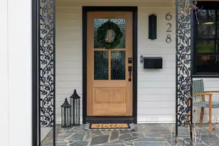 628 Blenheim Ave, Charlottesville, VA 22902 - Photo 2