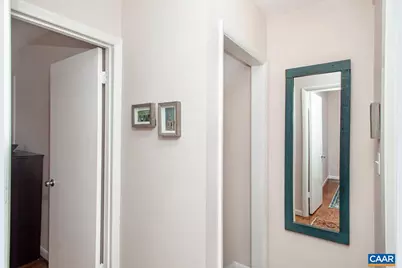 402 NE 13th St, Charlottesville, VA 22902 - Photo 24