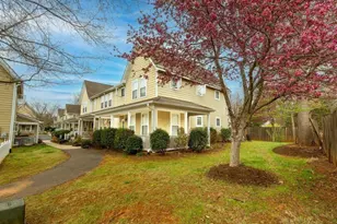 270 Remington Pl, Charlottesville, VA 22903 - Photo 2