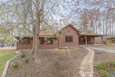 3205 Polecat Creek Ln, Scottsville, VA 24590 - Photo 4