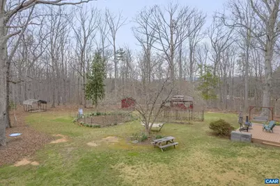 3205 Polecat Creek Ln, Scottsville, VA 24590 - Photo 6