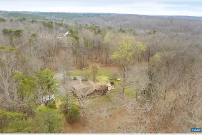 3205 Polecat Creek Ln, Scottsville, VA 24590 - Photo 14