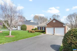 1563 Heathrow Ln, Keswick, VA 22947 - Photo 2