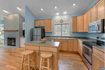 500 Rhue Hollow Rd, Roseland, VA 22967 - Photo 8