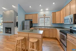 500 Rhue Hollow Rd, Roseland, VA 22967 - Photo 8