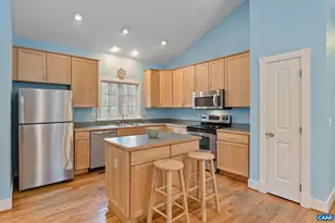 500 Rhue Hollow Rd, Roseland, VA 22967 - Photo 4