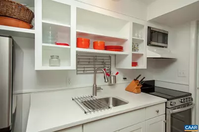 402 13th St, Charlottesville, VA 22902 - Photo 28