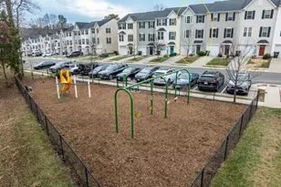 2124 Elm Tree Ct, Charlottesville, VA 22911 - Photo 8