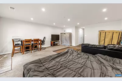 2124 Elm Tree Ct, Charlottesville, VA 22911 - Photo 12