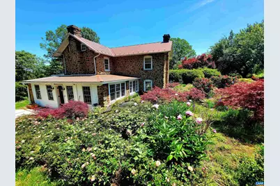 128 Rockfish Orchard Dr, Afton, VA 22920 - Photo 2