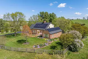 1732 Hermitage Rd, Waynesboro, VA 22980 - Photo 2