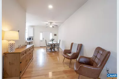 1048 SW 5th St, Charlottesville, VA 22902 - Photo 16