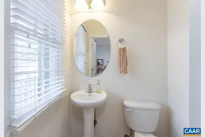 1048 SW 5th St, Charlottesville, VA 22902 - Photo 20