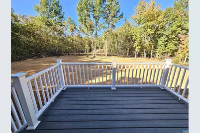 121 Sharps Creek Dr, Scottsville, VA 24590 - Photo 10