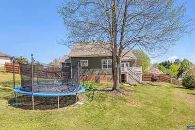 1110 Highlands Dr, Charlottesville, VA 22901 - Photo 2