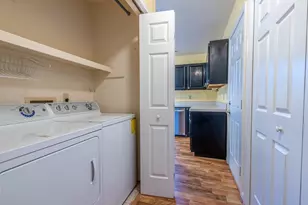 1381 Gristmill Dr, Charlottesville, VA 22902 - Photo 8