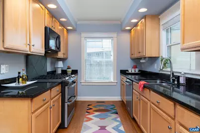 417 9th St, Charlottesville, VA 22903 - Photo 12