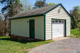 395 Burchs Creek Rd, Crozet, VA 22932 - Photo 20