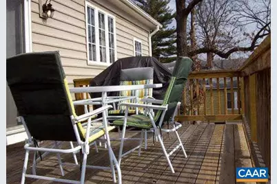 2314 Wakefield Rd, Charlottesville, VA 22901 - Photo 4