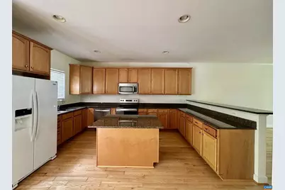 2140 Saranac Ct, Charlottesville, VA 22911 - Photo 6