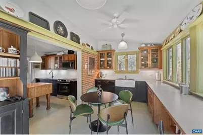 2228 Brandywine Dr, Charlottesville, VA 22901 - Photo 16