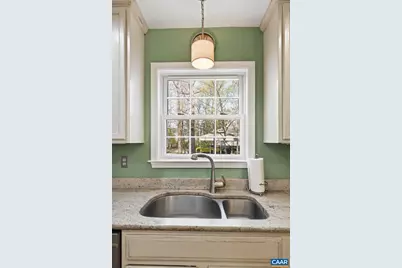 1009 Stonewood Dr, Charlottesville, VA 22911 - Photo 14