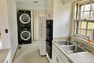 119 Tanbark Dr, Afton, VA 22920 - Photo 8