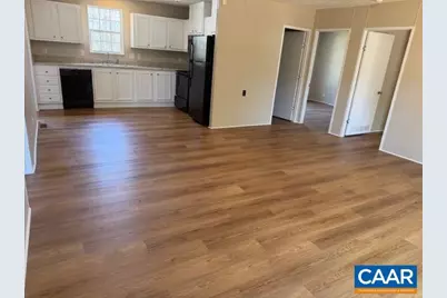 319 Ivy Rd, Howardsville, VA 24562 - Photo 2