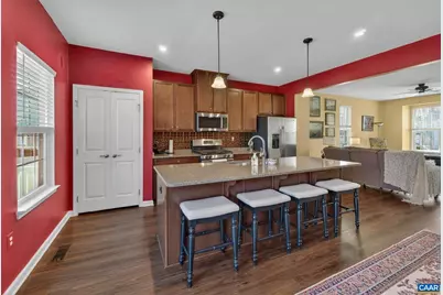 2422 Pocoson Wood Ct, Charlottesville, VA 22911 - Photo 4