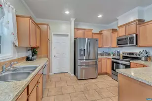 1006 Long St, Charlottesville, VA 22901 - Photo 18