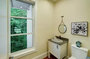 2425 Jefferson Park Ave, Charlottesville, VA 22903 - Photo 22