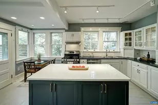 2425 Jefferson Park Ave, Charlottesville, VA 22903 - Photo 16