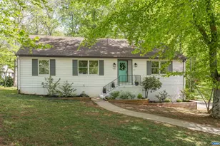 110 Carrsbrook Ct, Charlottesville, VA 22901 - Photo 2