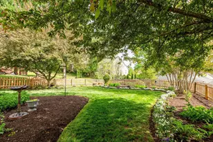352 Leaping Fox Ct, Charlottesville, VA 22902 - Photo 2