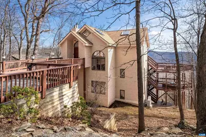 327 Crawfords Edge, Roseland, VA 22967 - Photo 1