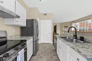 300 Riverbend Dr, Charlottesville, VA 22911 - Photo 2