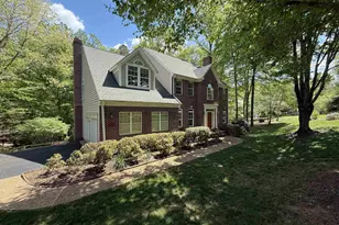 824 King William Dr, Charlottesville, VA 22901 - Photo 2